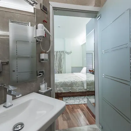 La Voglia Boutique Hotel 4*